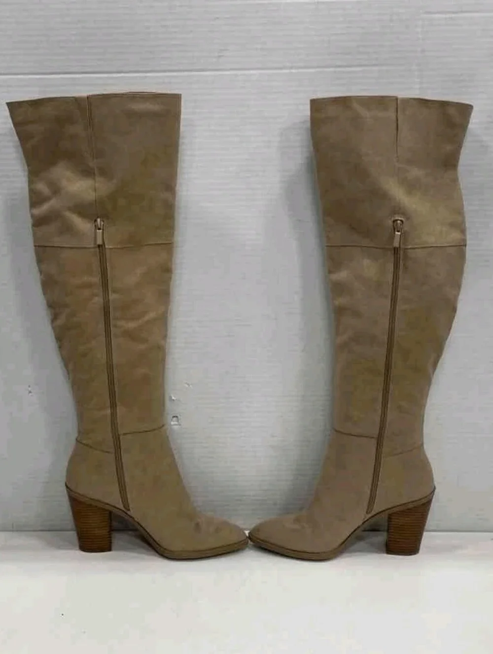 MICHAEL KORS Knee High Tan Suede 
